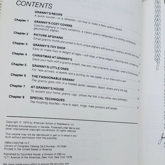 Vintage‎ Christmas Crochet Book - Picture 2 of 8